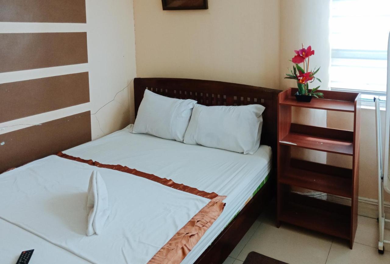 Villa Asuncion Country Inn And Resort Iloilo By Reddoorz Tigbauan Ngoại thất bức ảnh